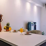 Brand New & Comfort L & L ,free Parking + Close To Apartmán Dubrovník