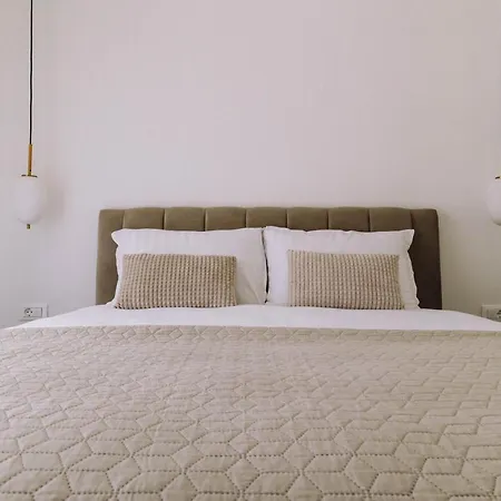 Brand New & Comfort L & L ,free Parking + Close To 두브로브니크