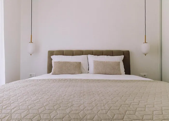 Brand New & Comfort L & L ,free Parking + Close To 두브로브니크