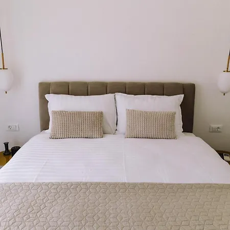 Brand New & Comfort L & L ,free Parking + Close To Ντουμπρόβνικ